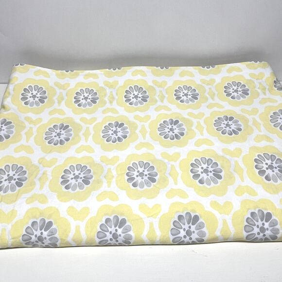 Pottery Barn Kids Cotton Yellow Floral Duvet Cover Full Queen Size - Picture 1 of 6